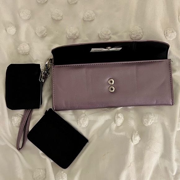 Metallic Purple Clutch Purse.  NWT. - Picture 6 of 7